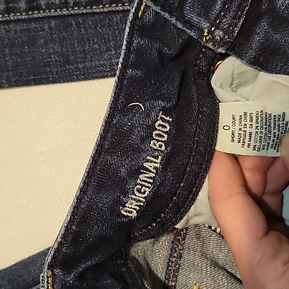 American Eagle dark wash mid rise original boot jeans Women's size 0 short - Picture 6 of 6